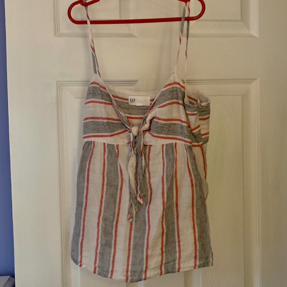 Strappy Tank - Picture 3 of 4